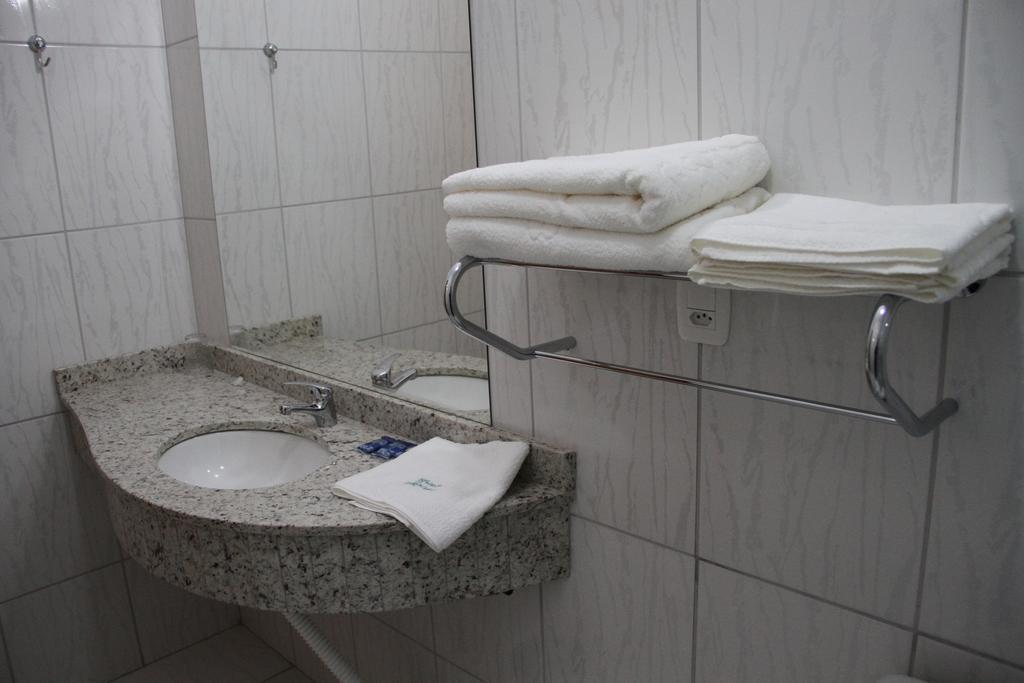 Hotel Monet Ерешін Номер фото